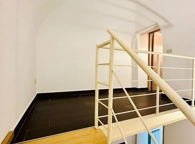 Albanese Lejlighed *